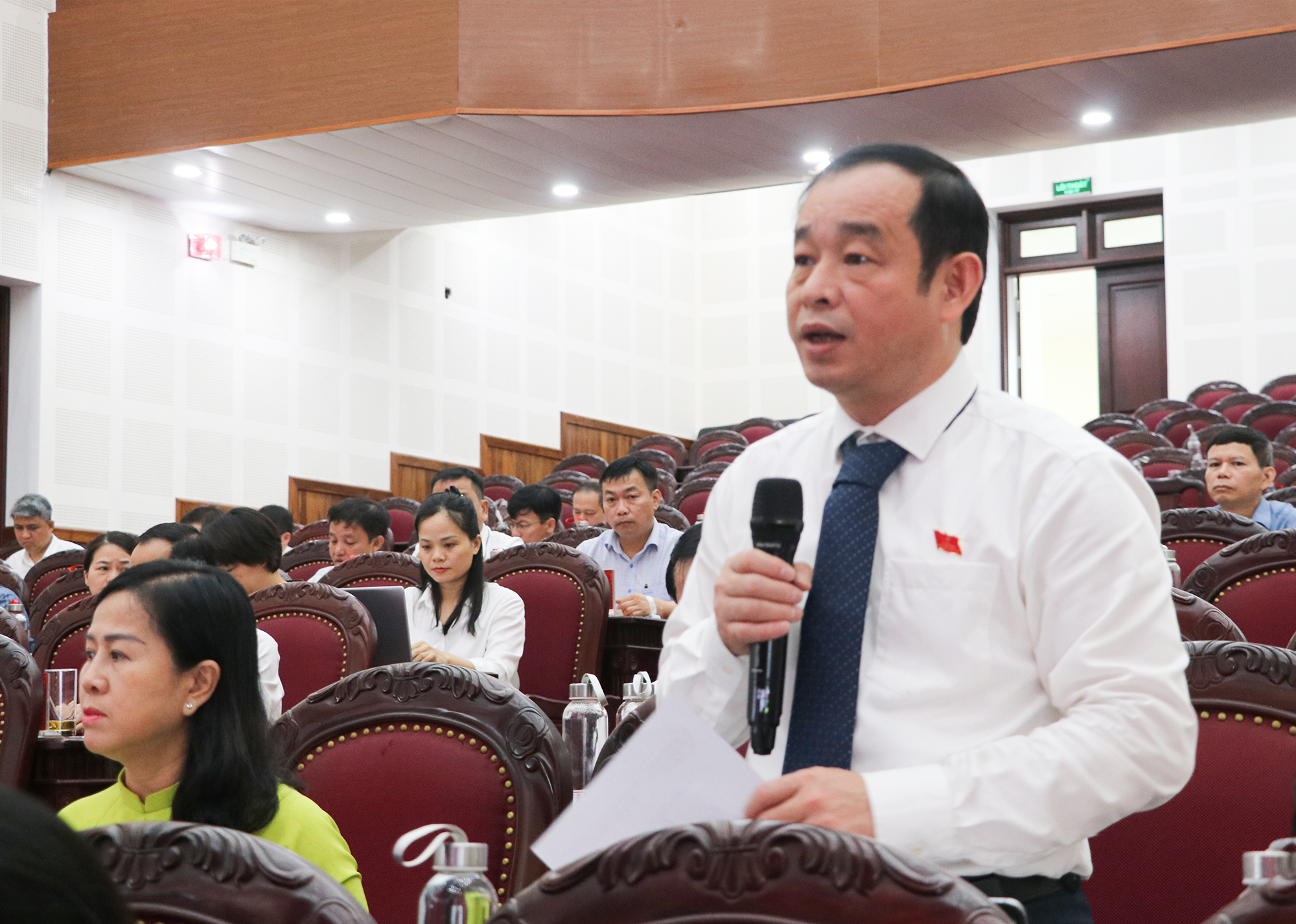 Anh-tin-bai